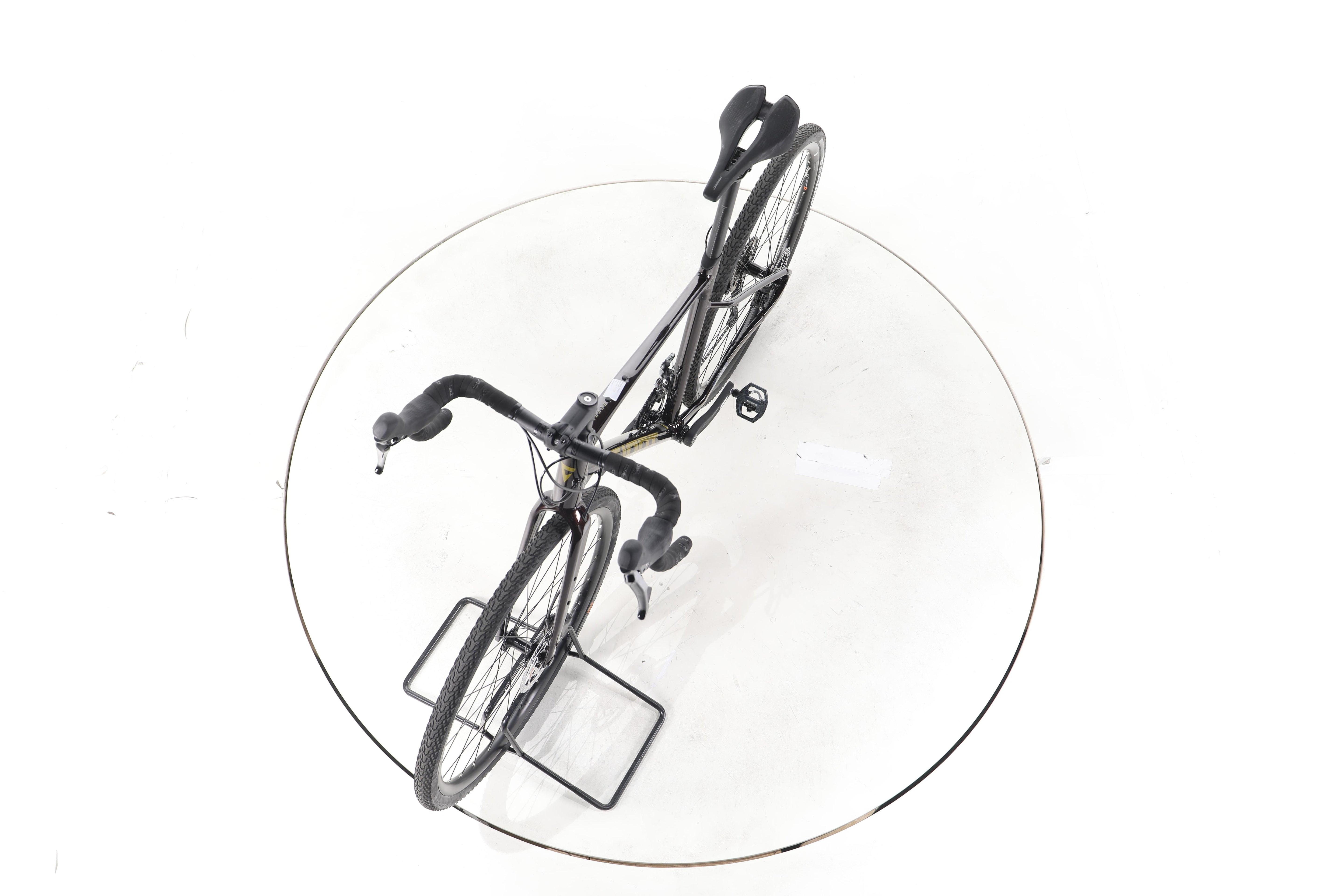 Giant Revolt 1 Gravelbike - Image 17