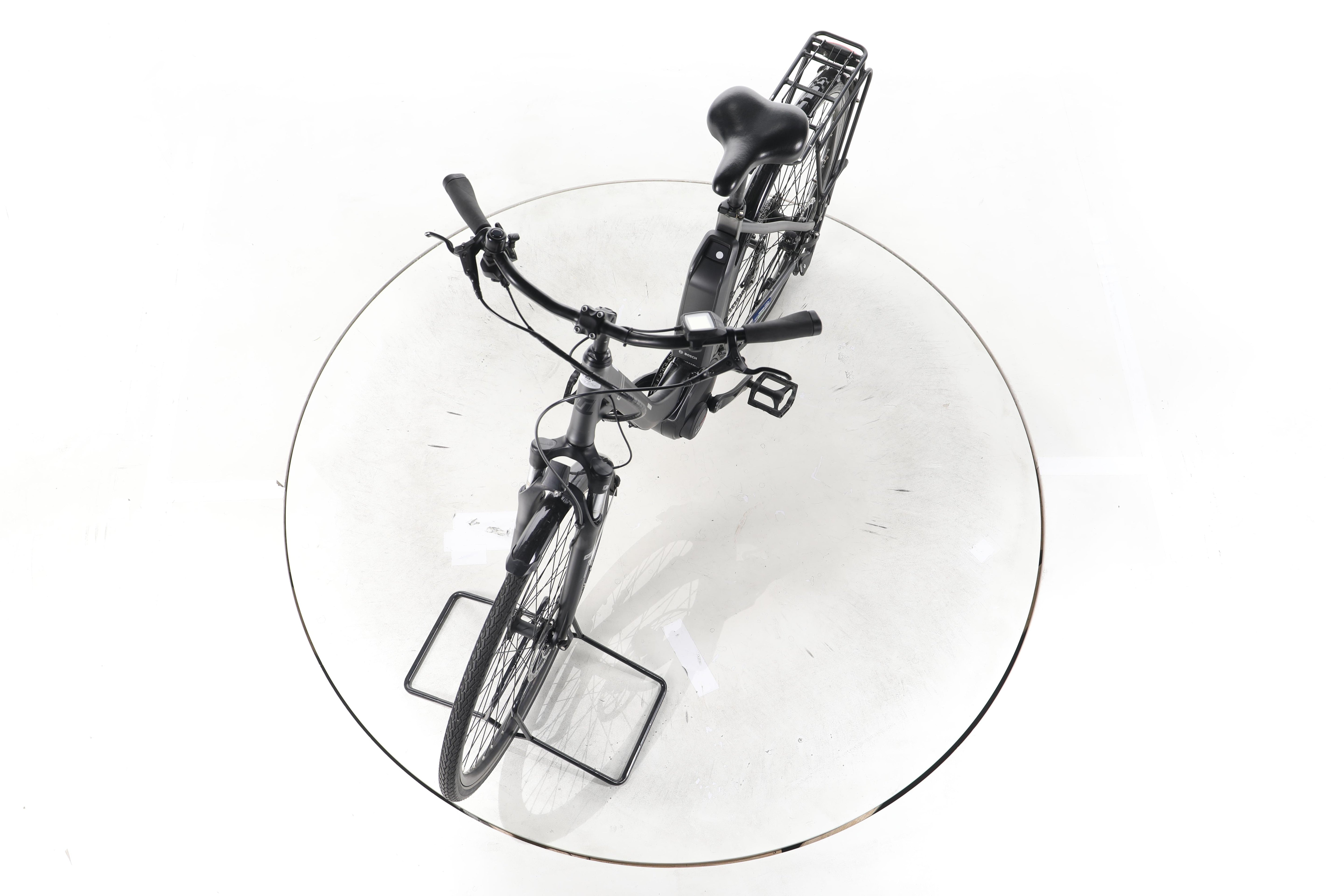 Triumph E-Bird Ultra Trekking E-Bike Tiefeinsteiger - Image 17