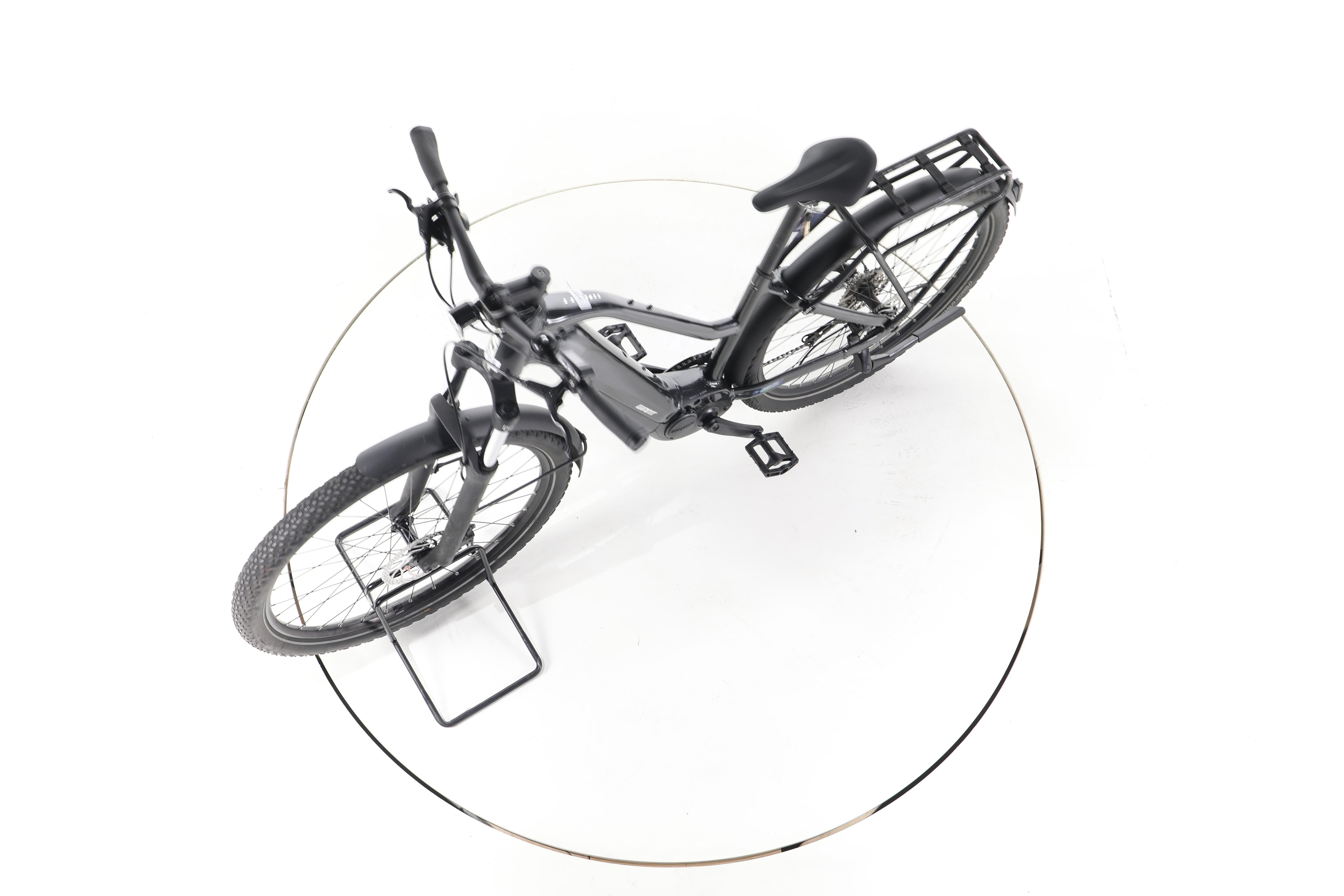 Giant Explore E+ 2 Trekking E-Bike - Image 18