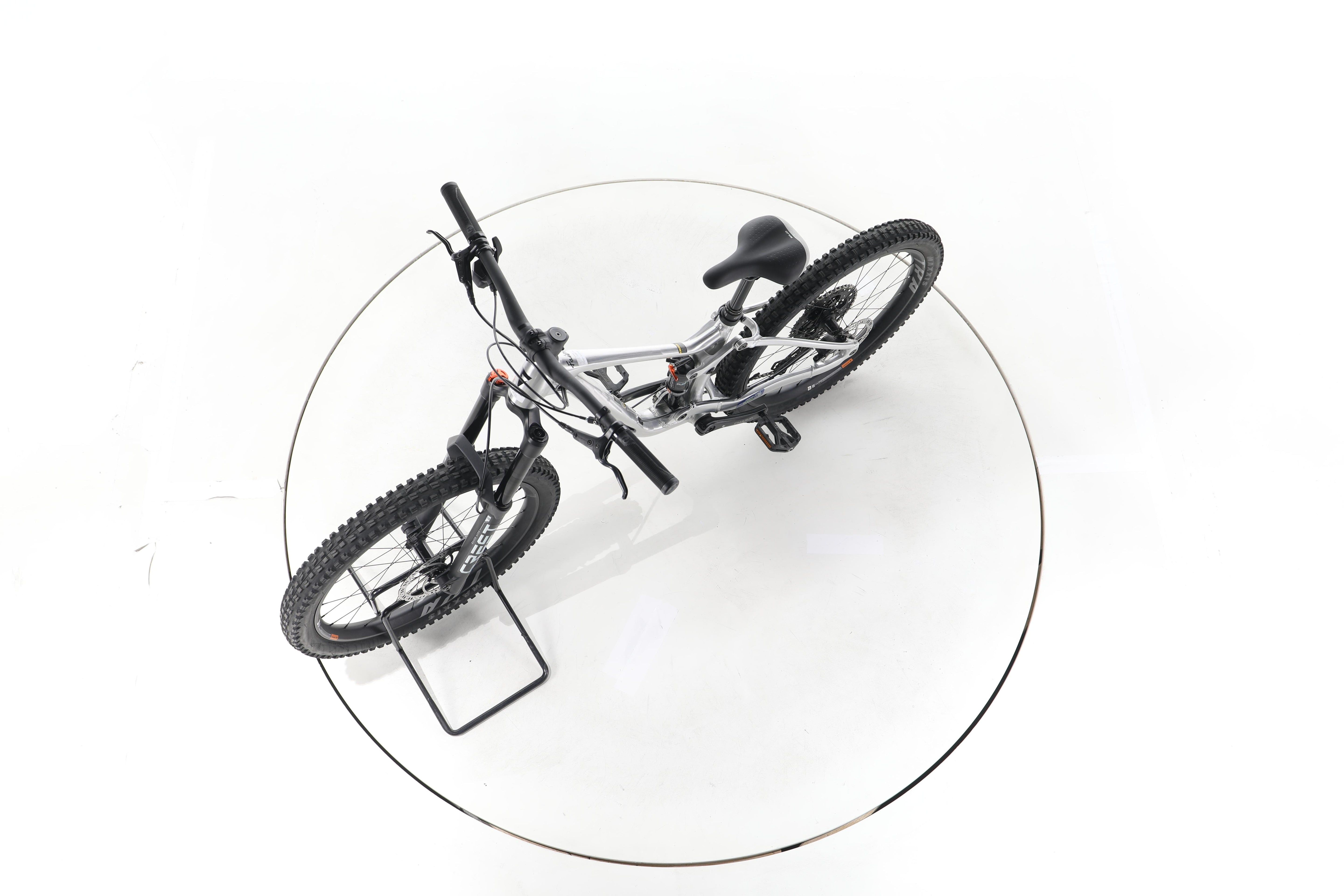 Giant Faith 24 Fahrrad Fully - Image 18