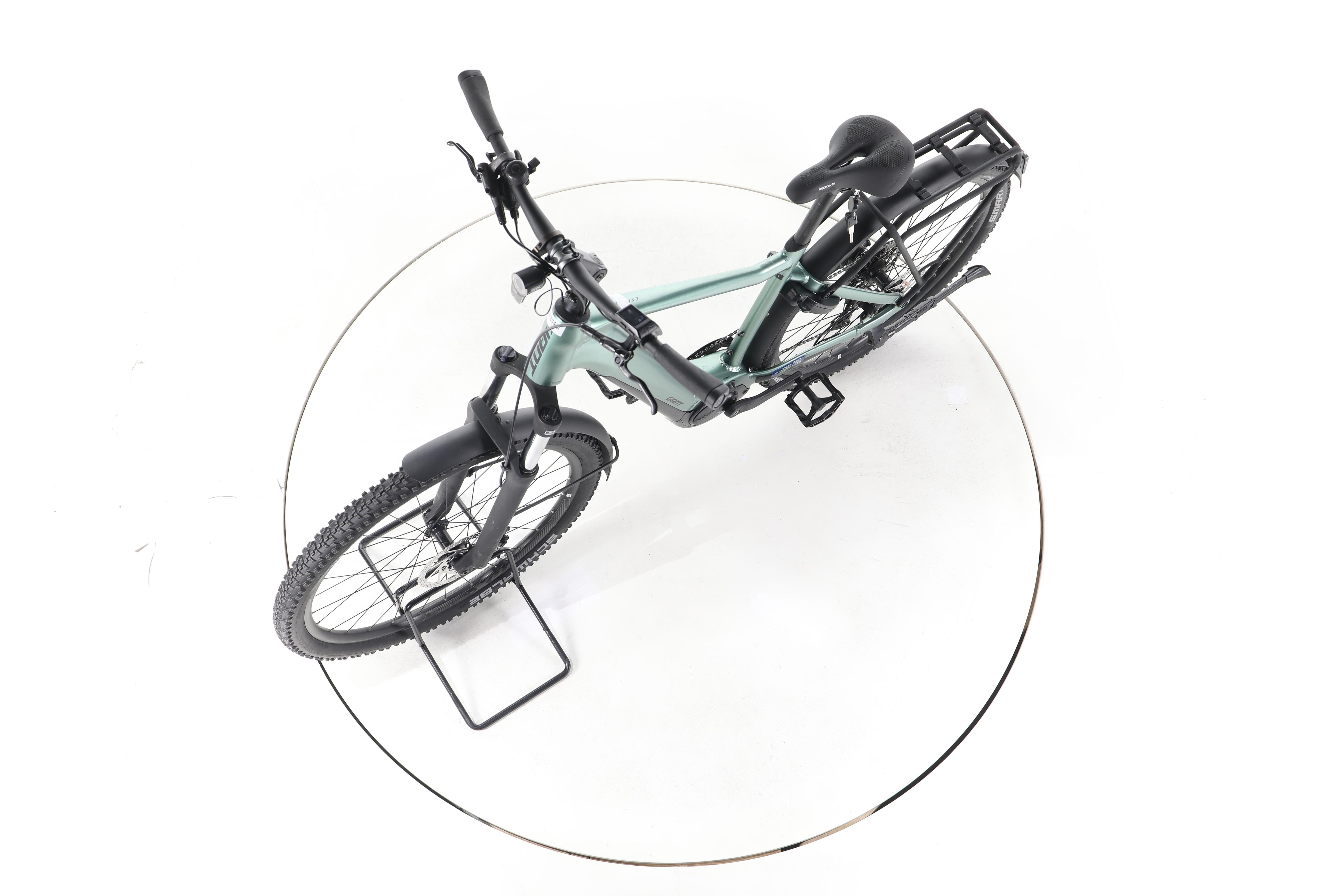 Giant Explore E+ 1 Trekking E-Bike - Image 18