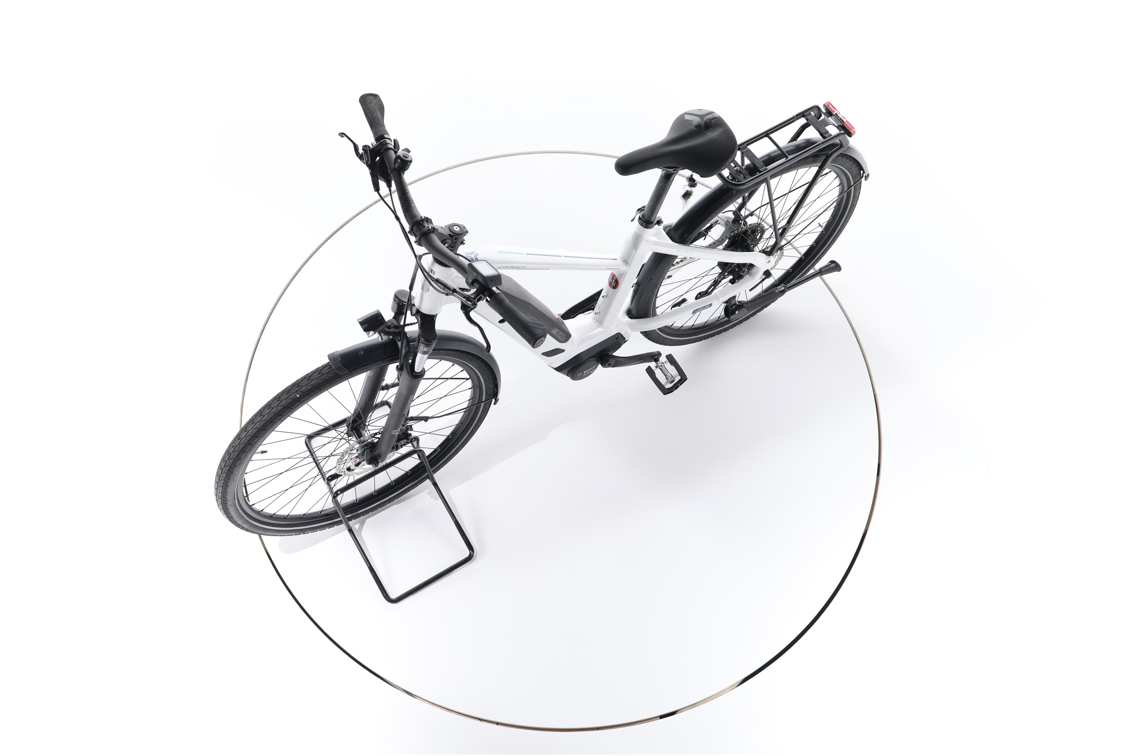Carver Route E.410 Trekking E-Bike - Image 18