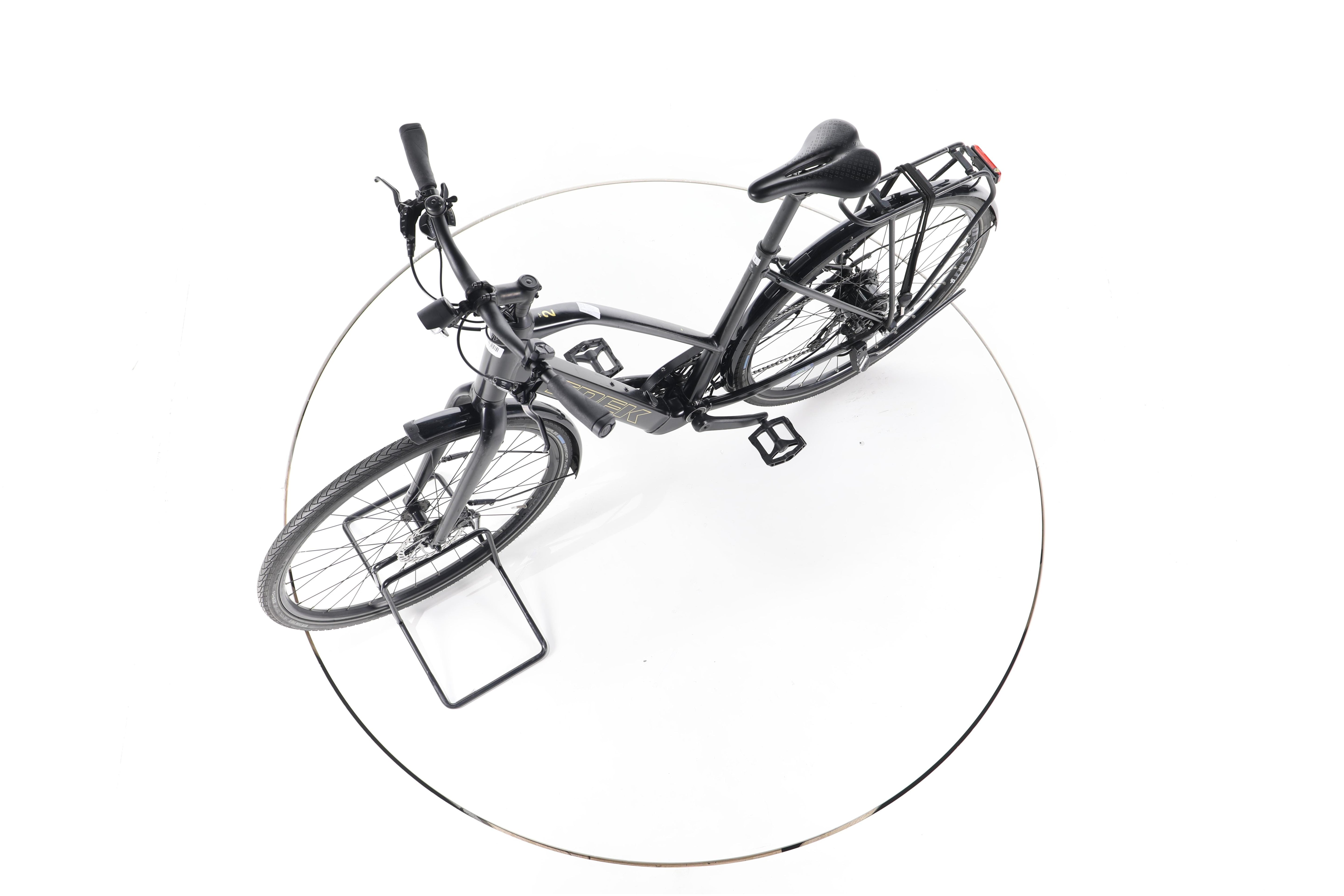 Trek FX+ 2 Trekking E-Bike - Image 18