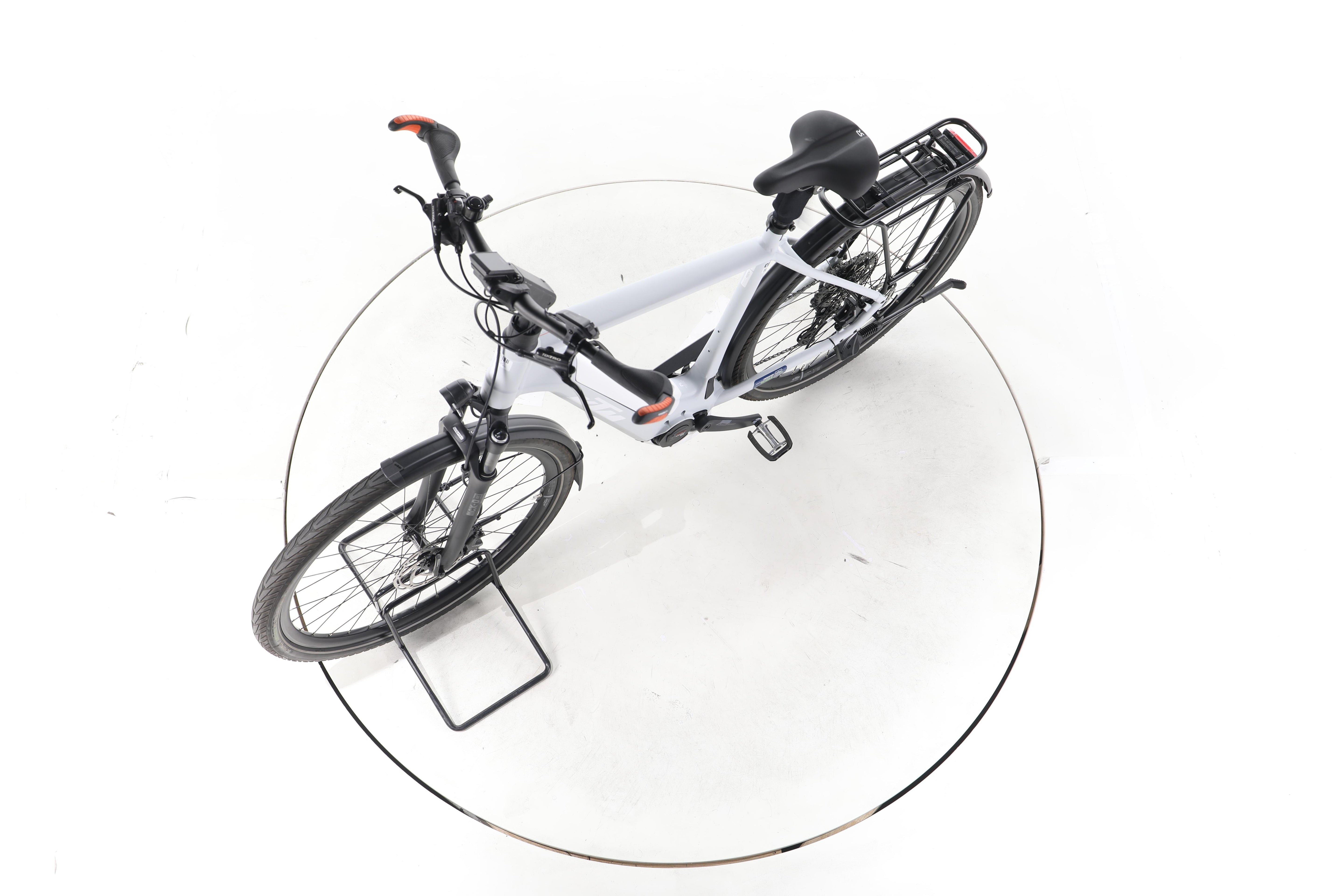 KTM Macina Style Pro Trekking E-Bike - Image 18