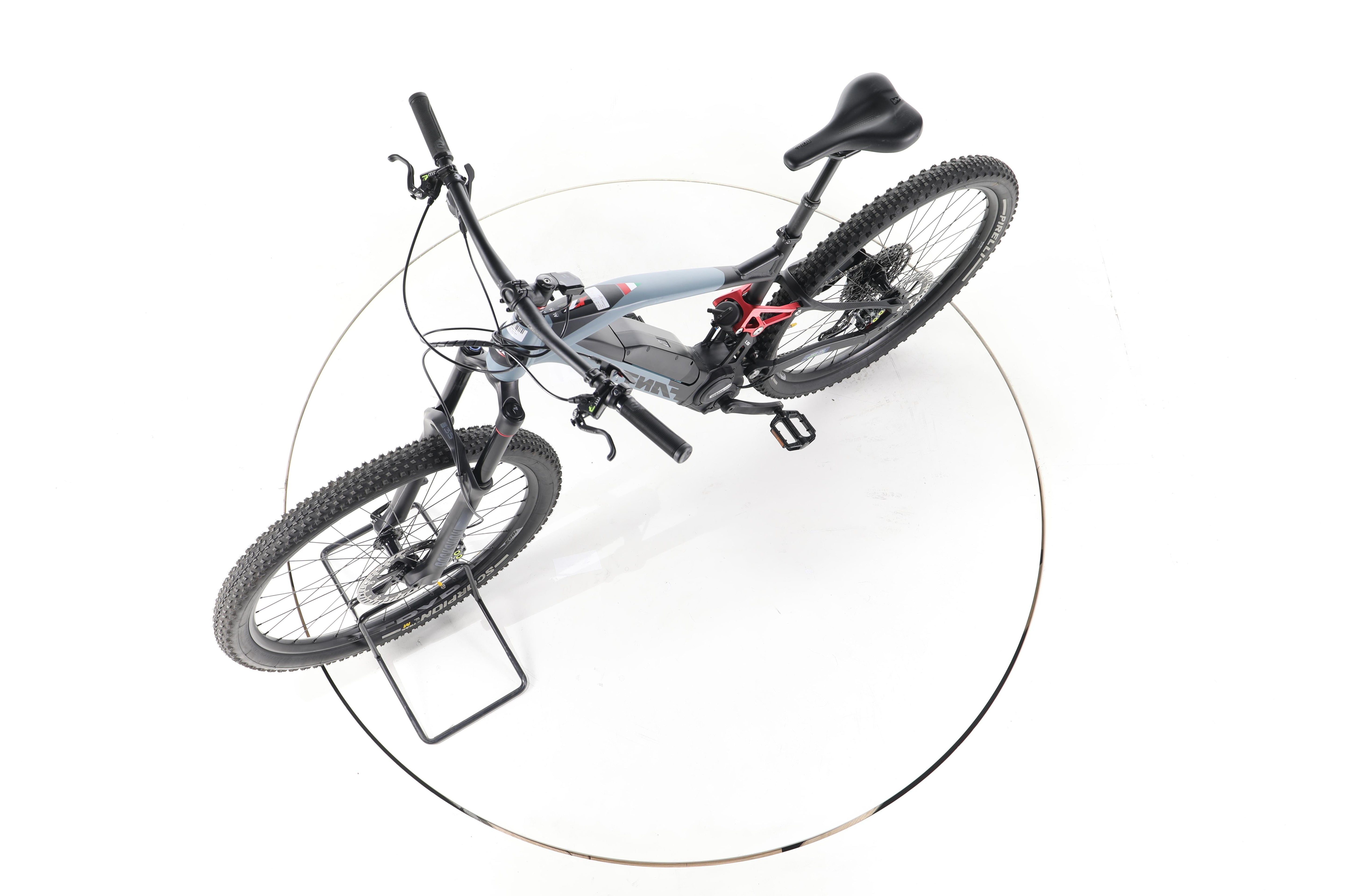 Fantic XTF 1.5 Fully E-Bike - Image 18