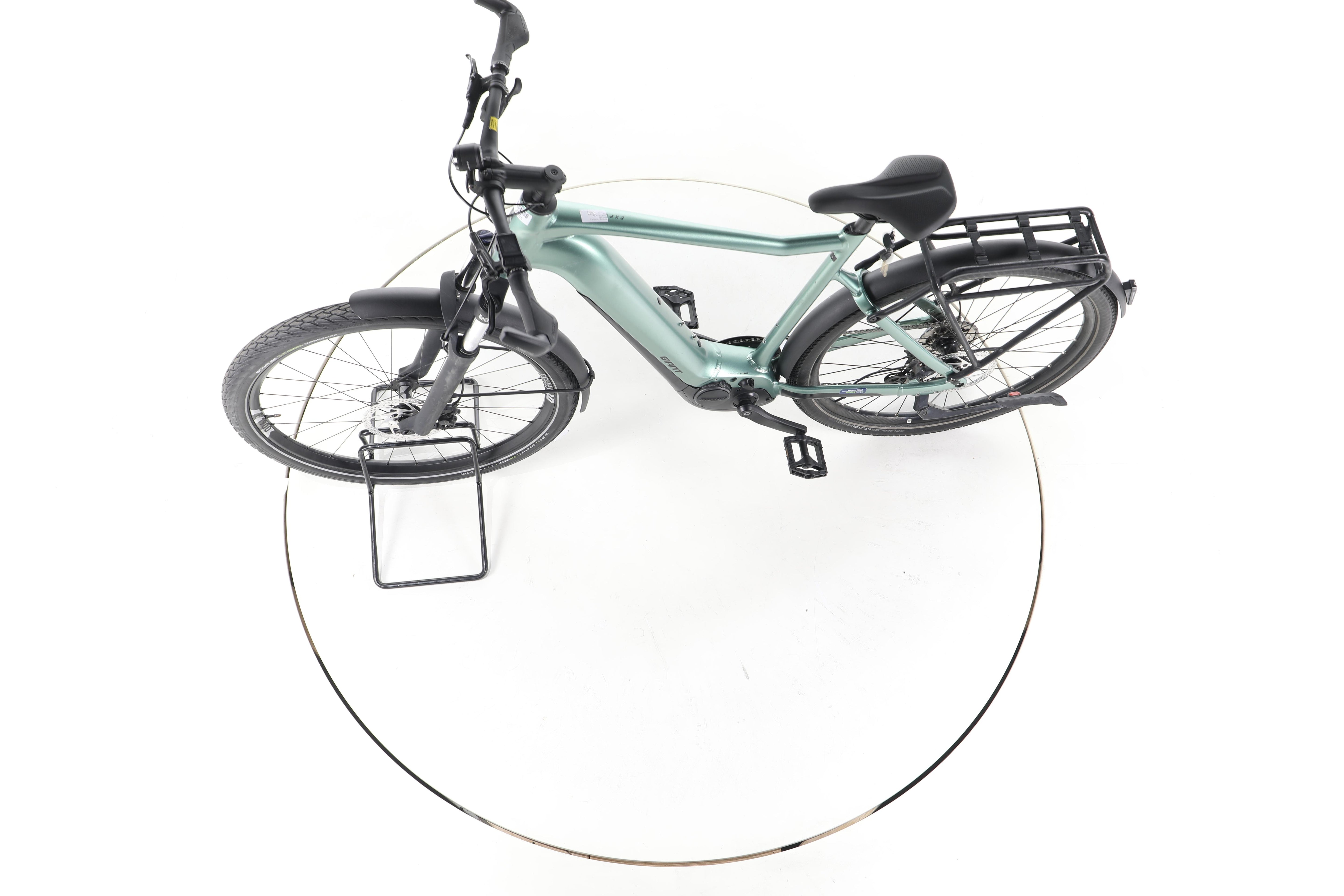 Giant Explore E+ 1 Trekking E-Bike - Image 19