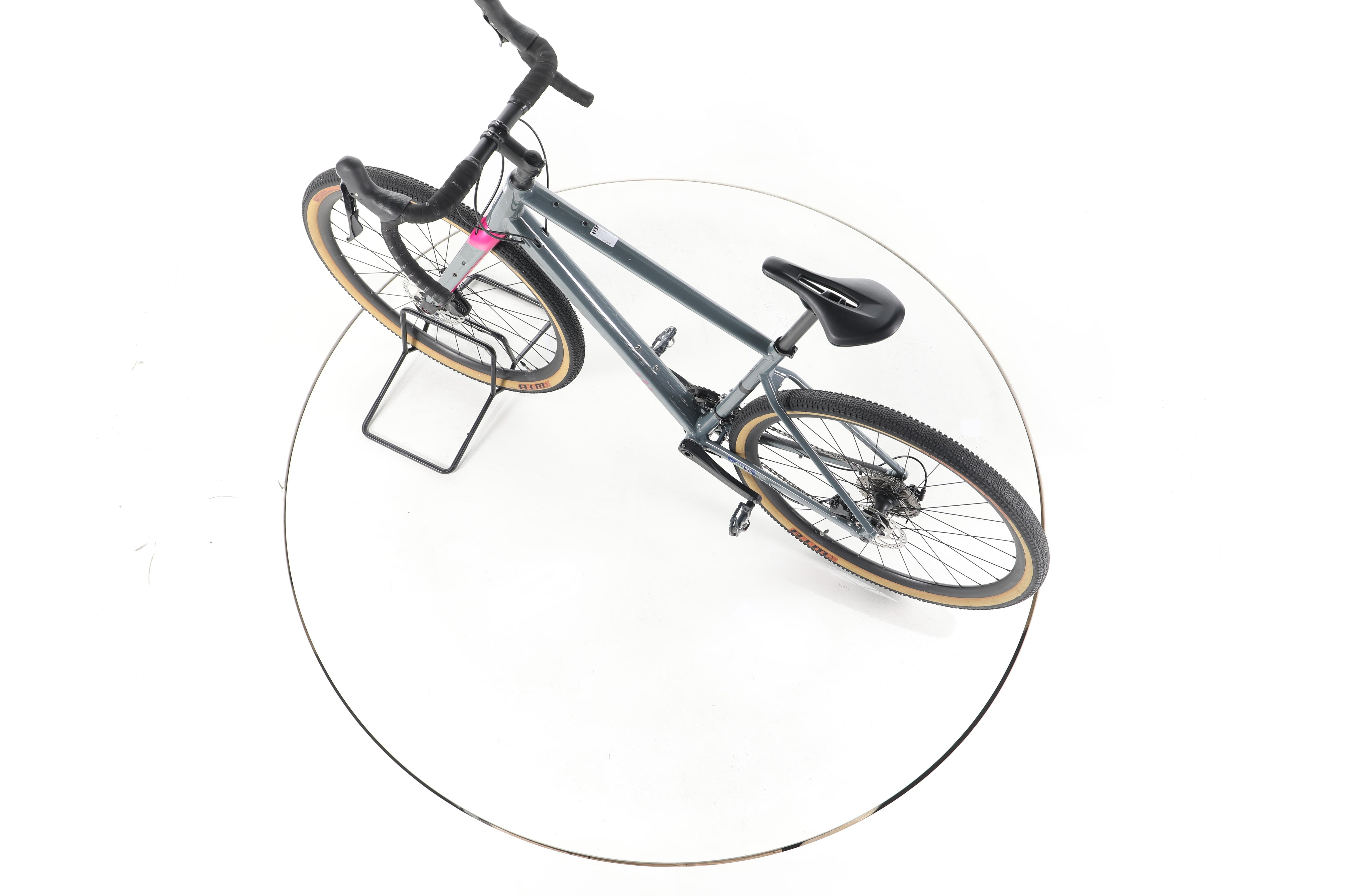 BMC URS AL THREE - Image 20