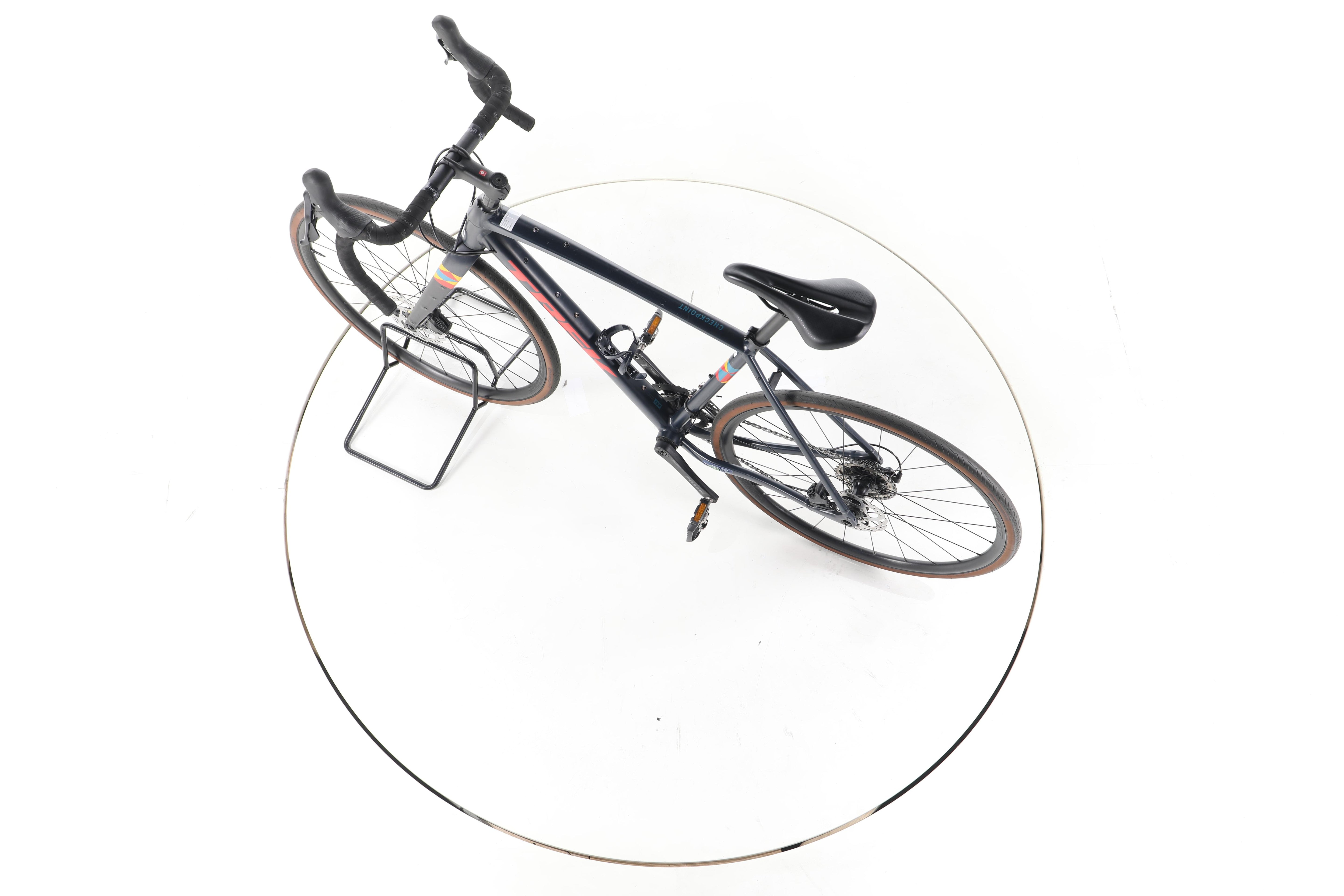 Trek Checkpoint ALR 5 - Image 20