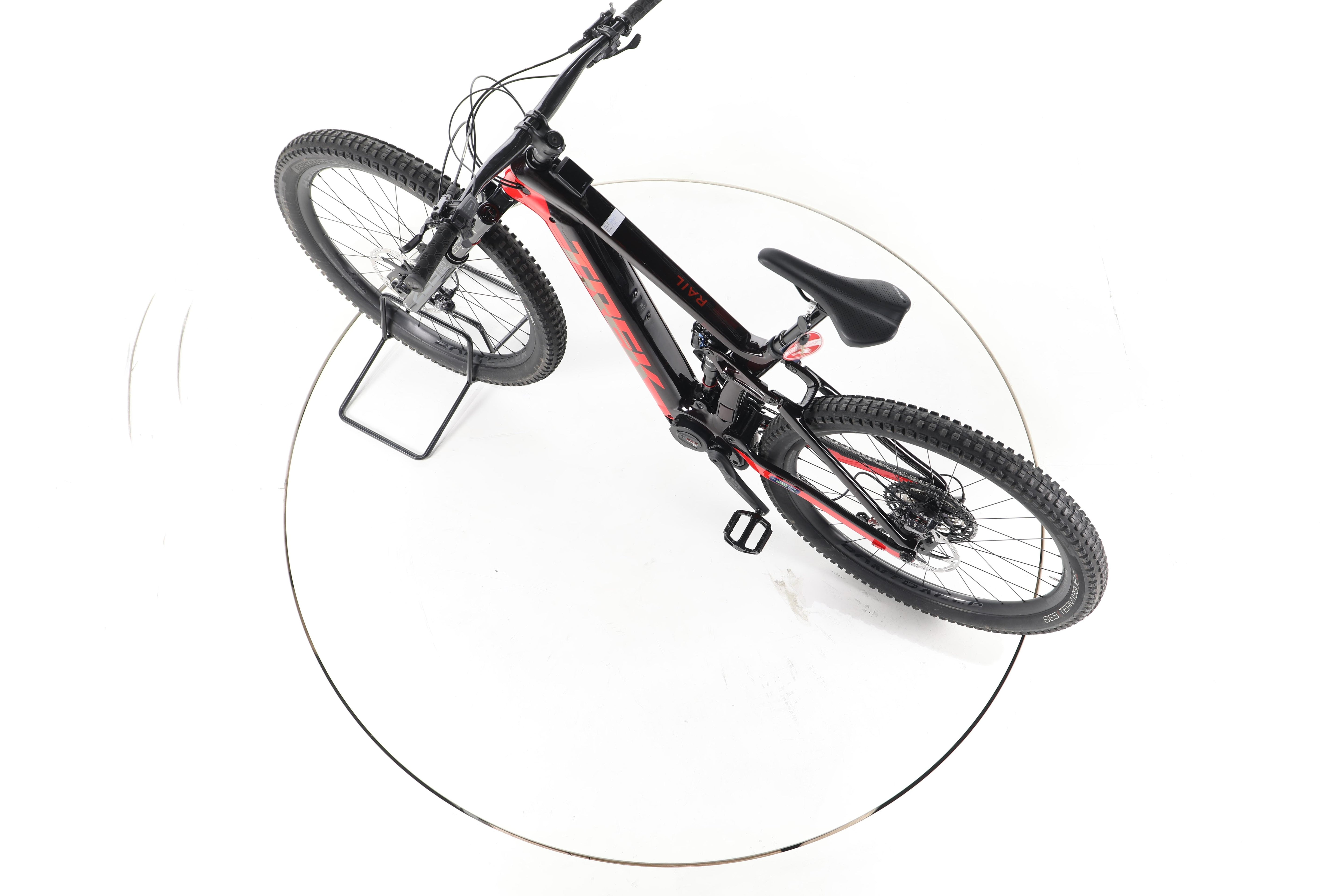 Trek Rail 9.8 XT Fully E-Bike Carbon - Image 20