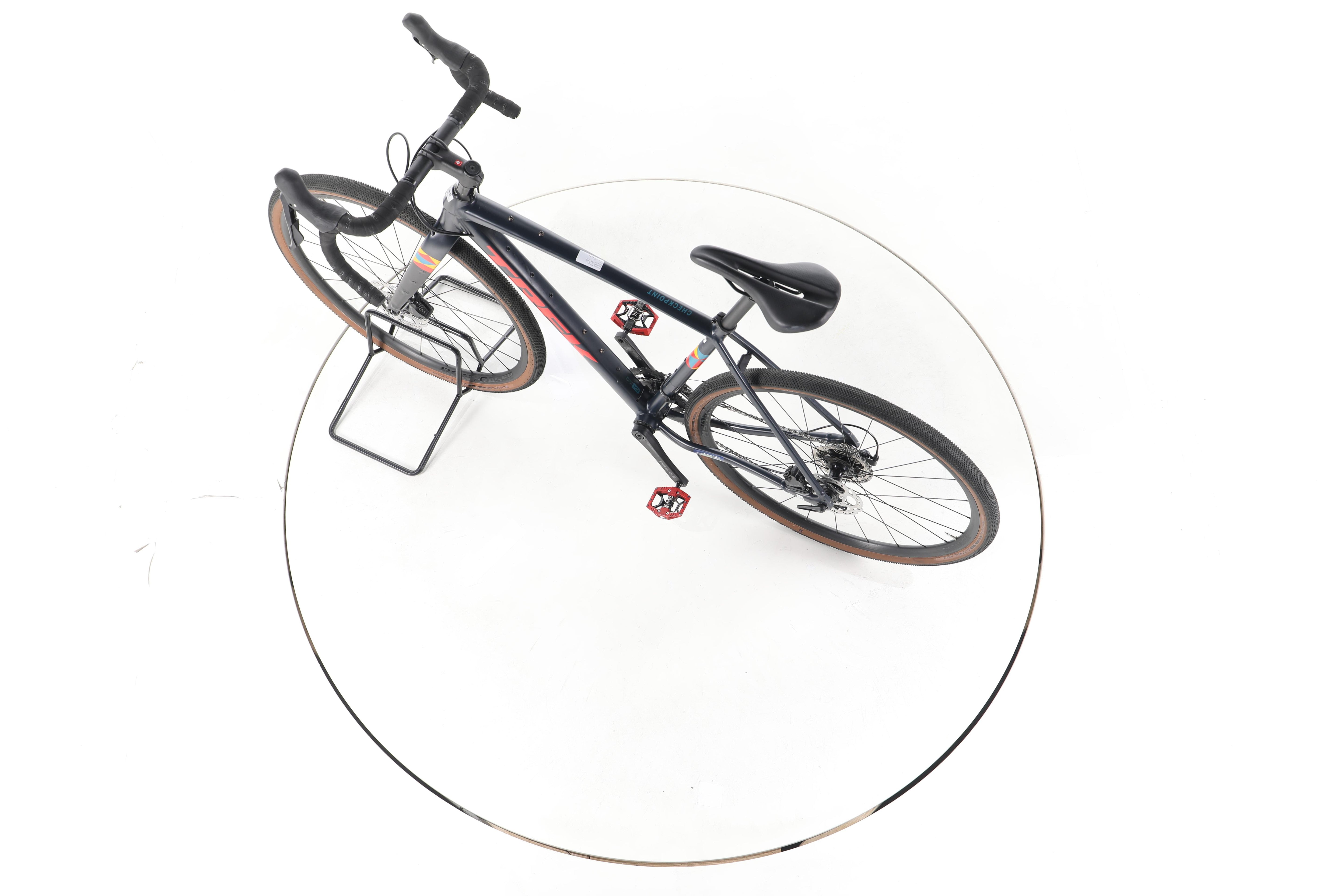 Trek Checkpoint ALR 5 - Image 20