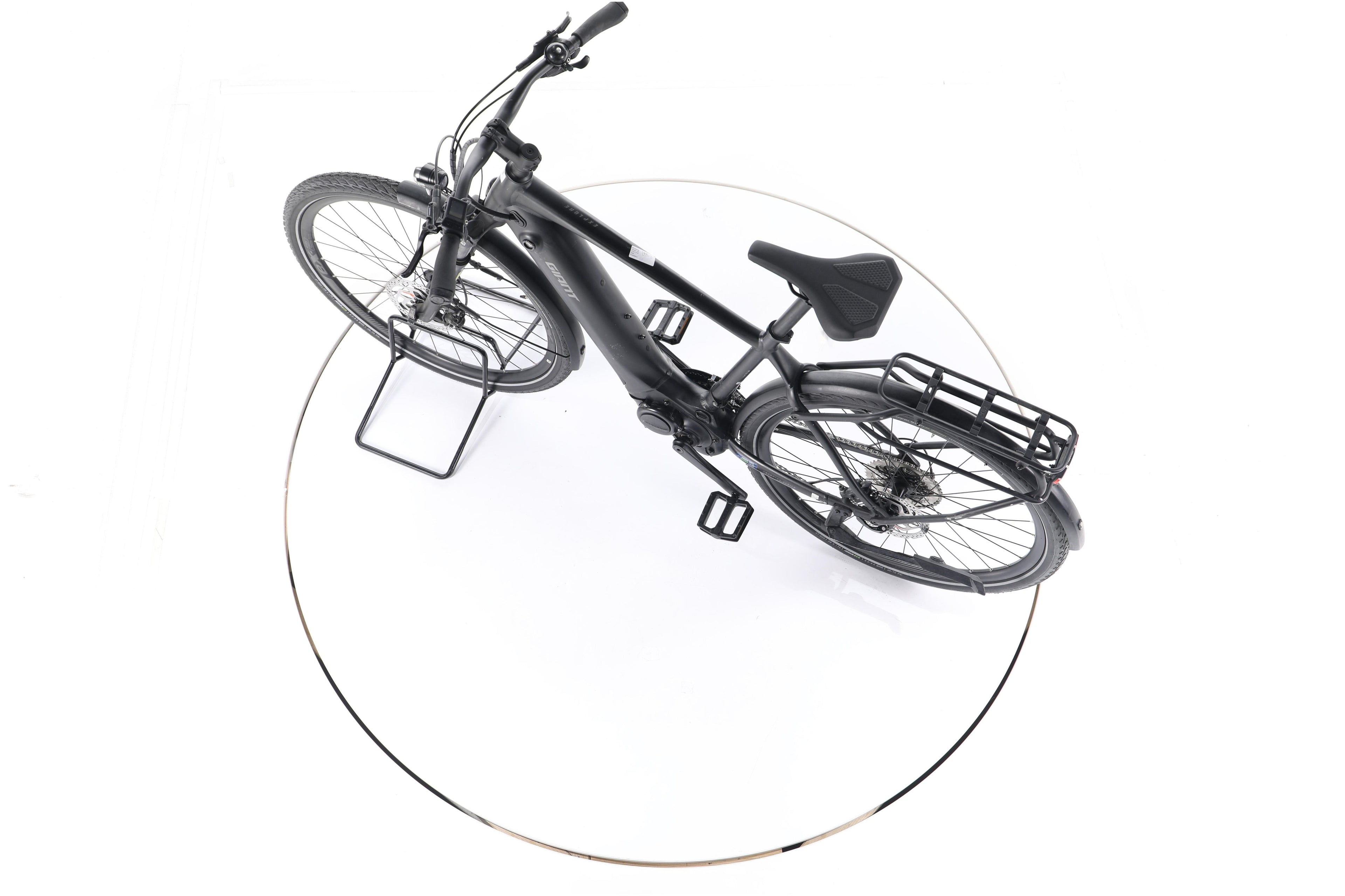 Giant Explore E+ 1 Trekking E-Bike - Image 20