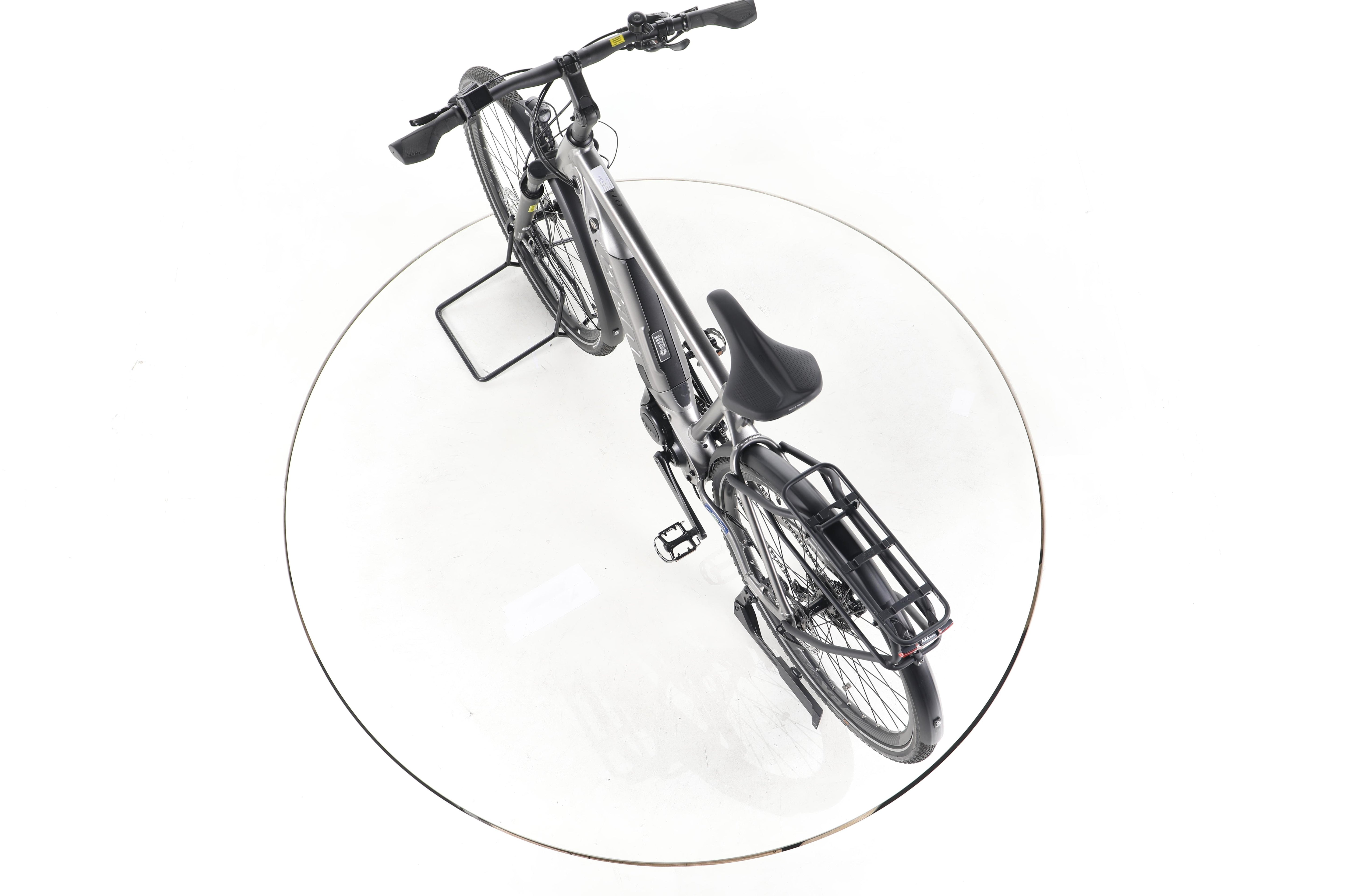 Giant Explore E+ 3 Trekking E-Bike - Image 21
