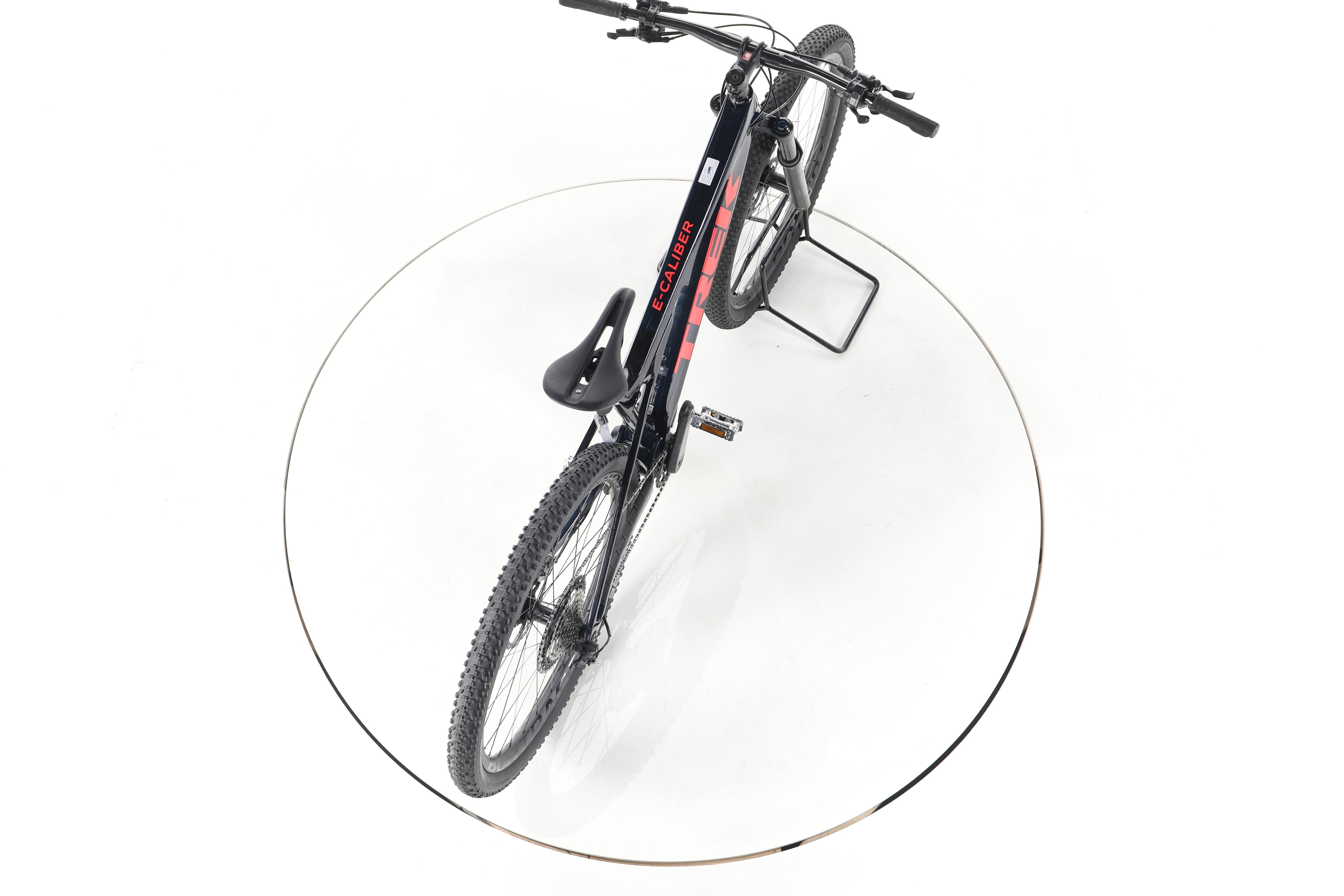 Trek E-Caliber 9.8 XT E-Bike Fully Carbon 2024 - Image 23