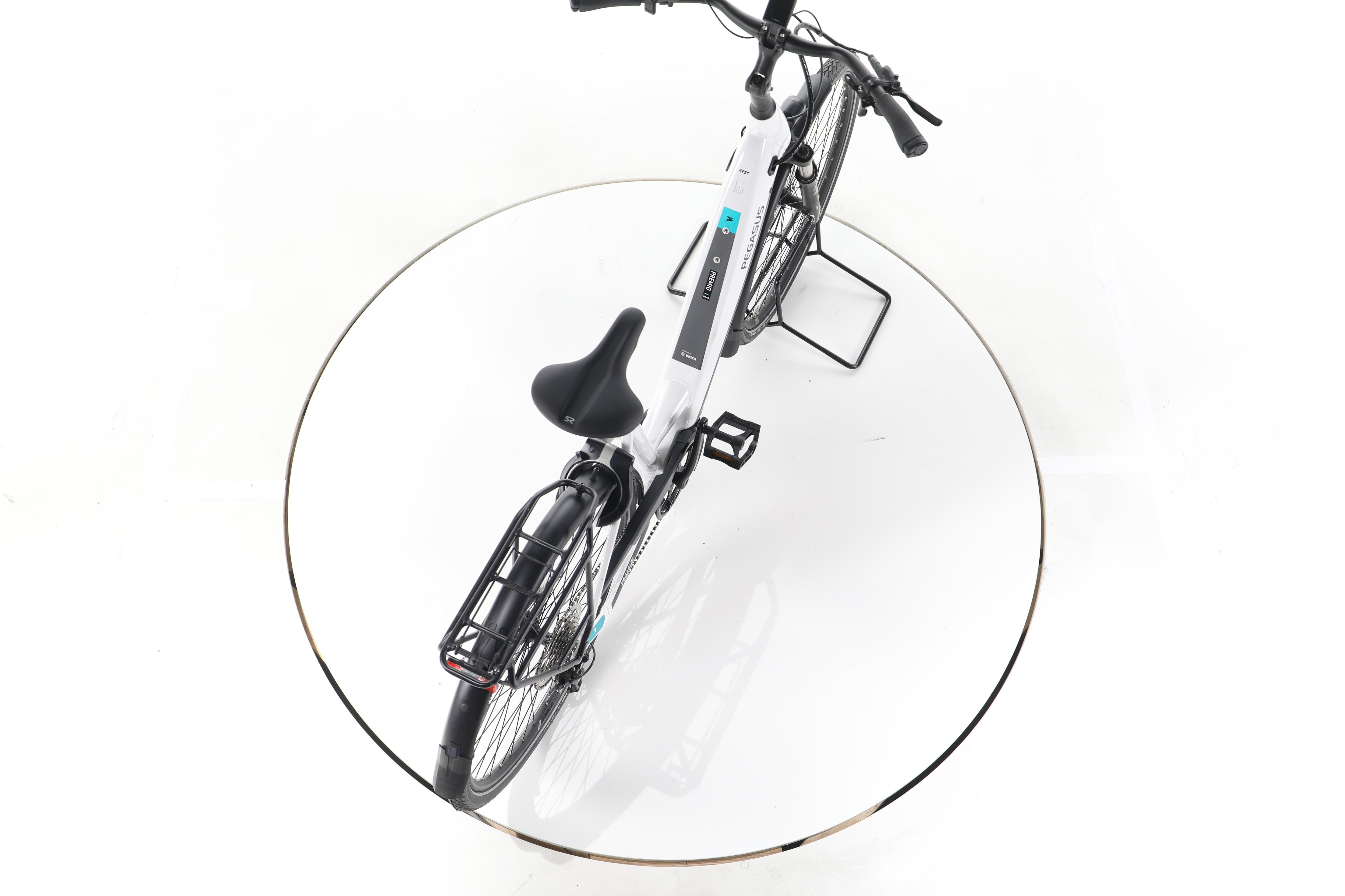 Pegasus Premio EVO 10 Lite Trekking E-Bike Tiefeinsteiger - Image 23