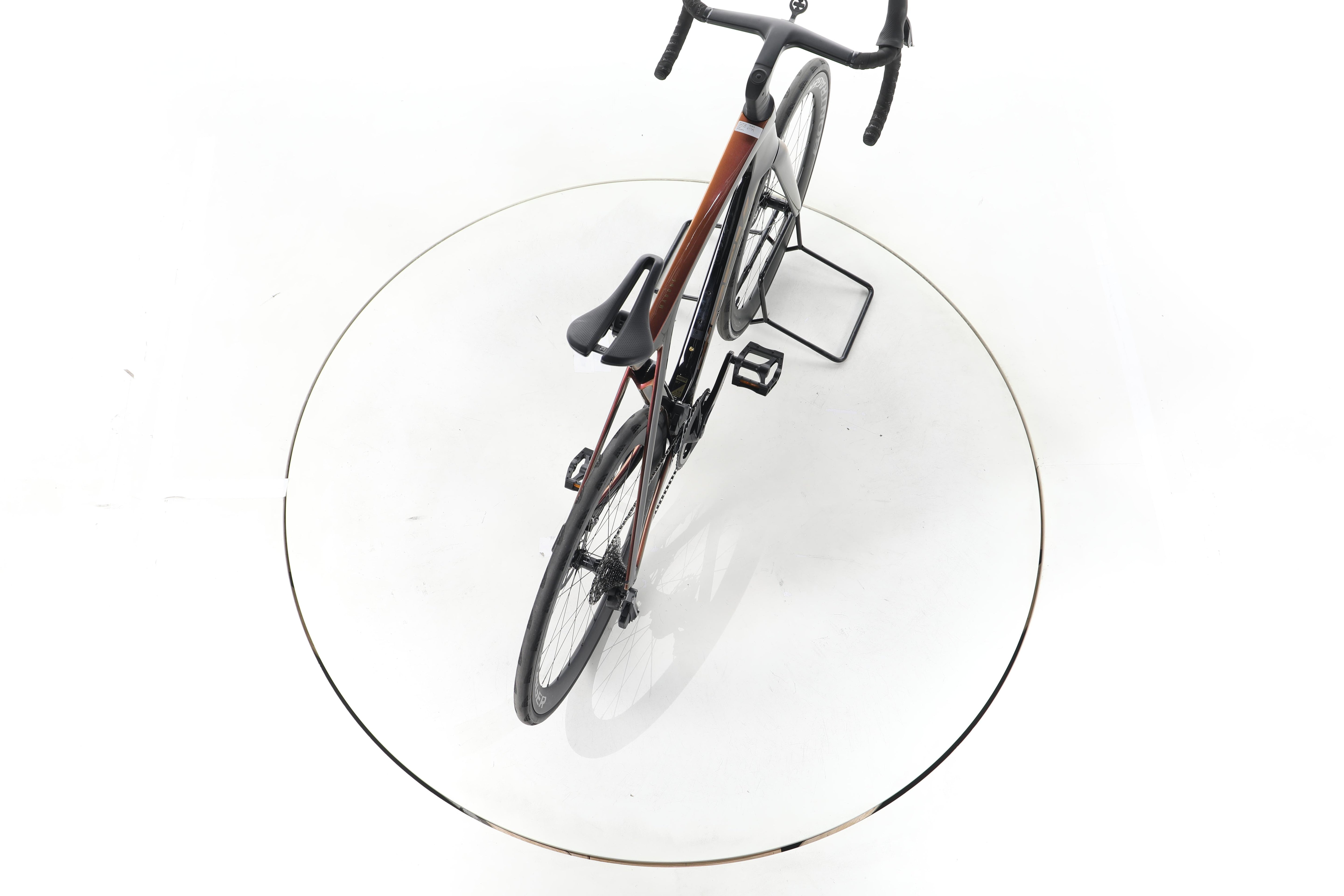 Trek Madone SLR 6 AXS Gen 7 - Image 23