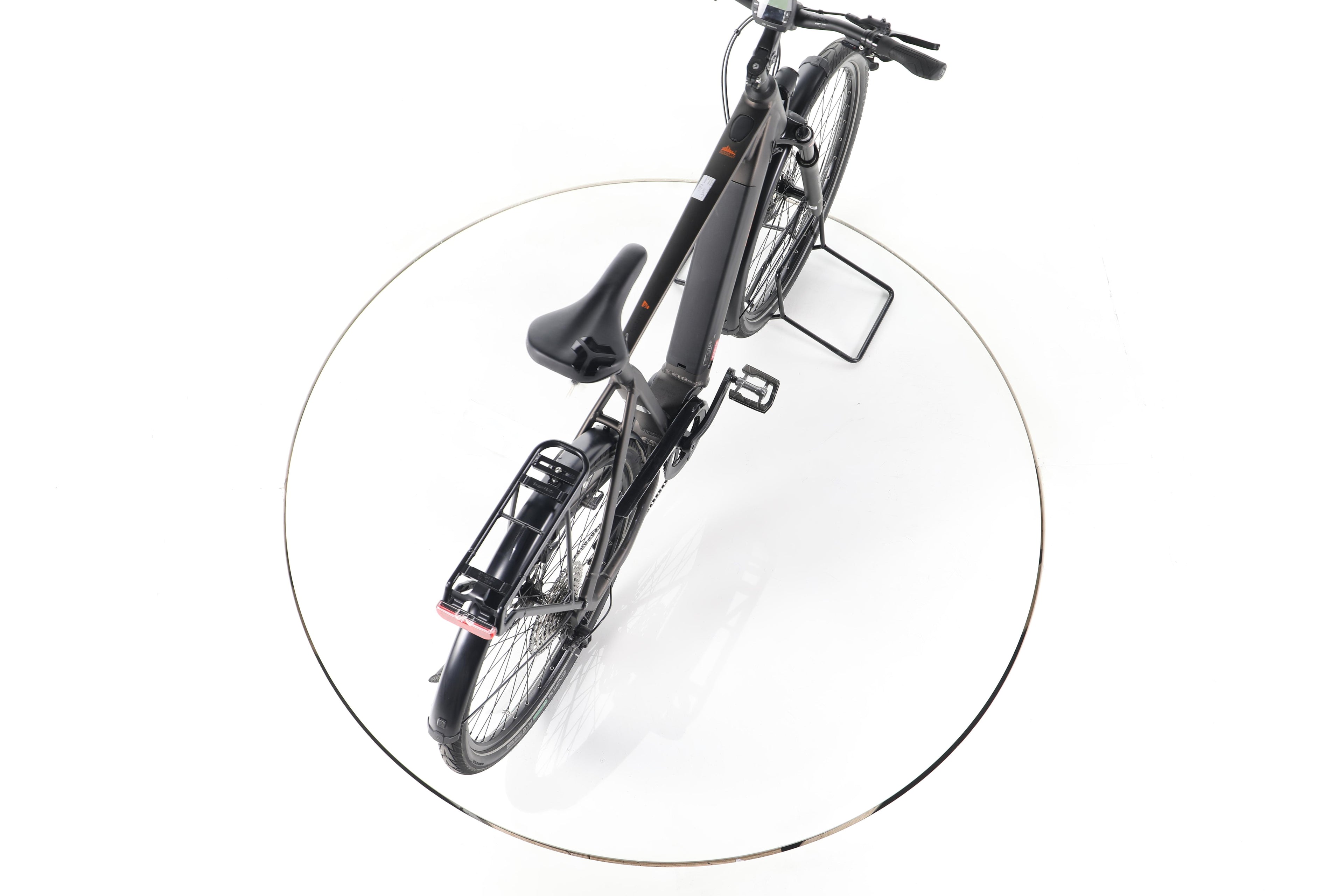Carver Route E.530 Trekking E-Bike - Image 23