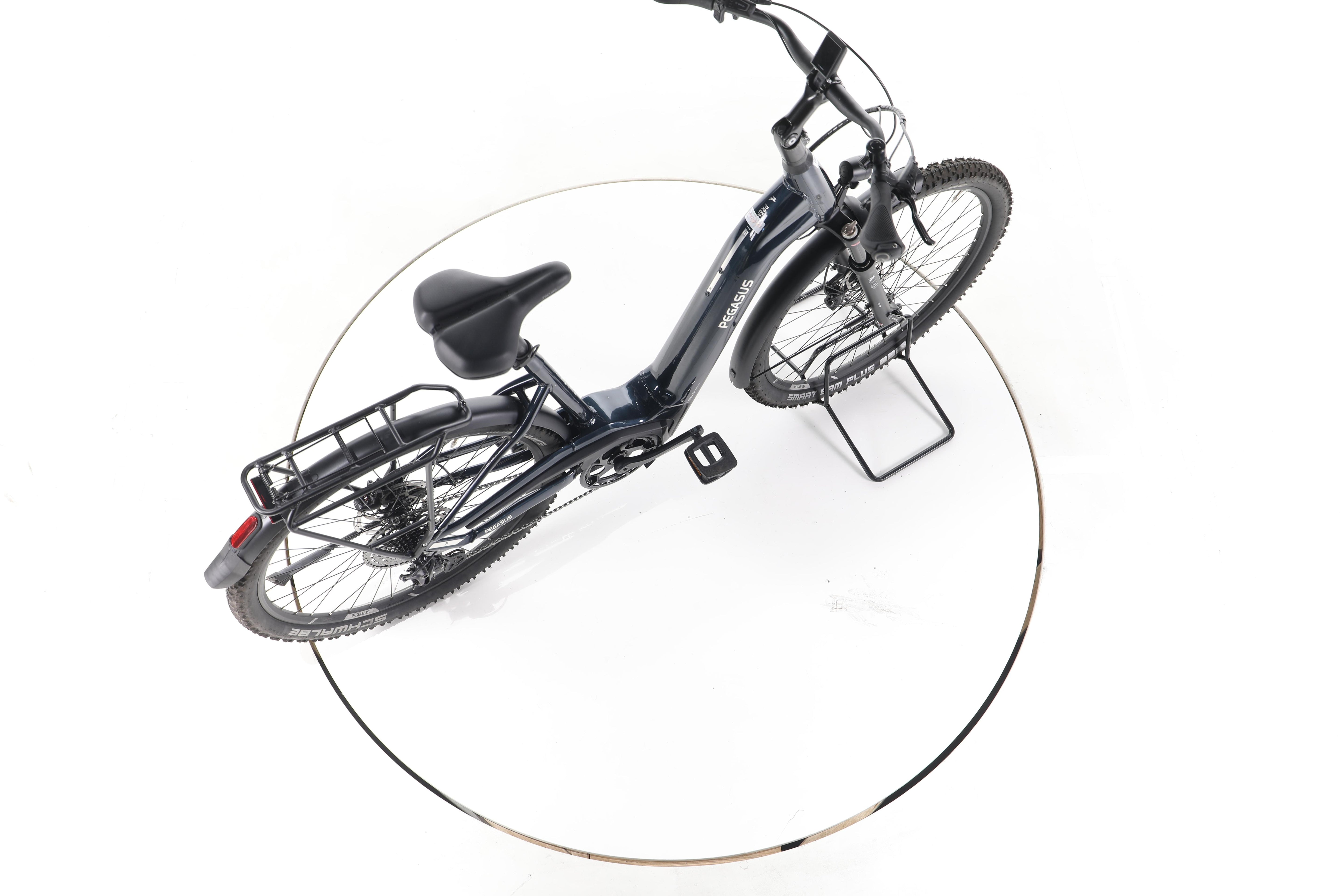 Pegasus Premio EVO 11 " 40 Years" Trekking E-Bike Tiefeinsteiger - Image 24