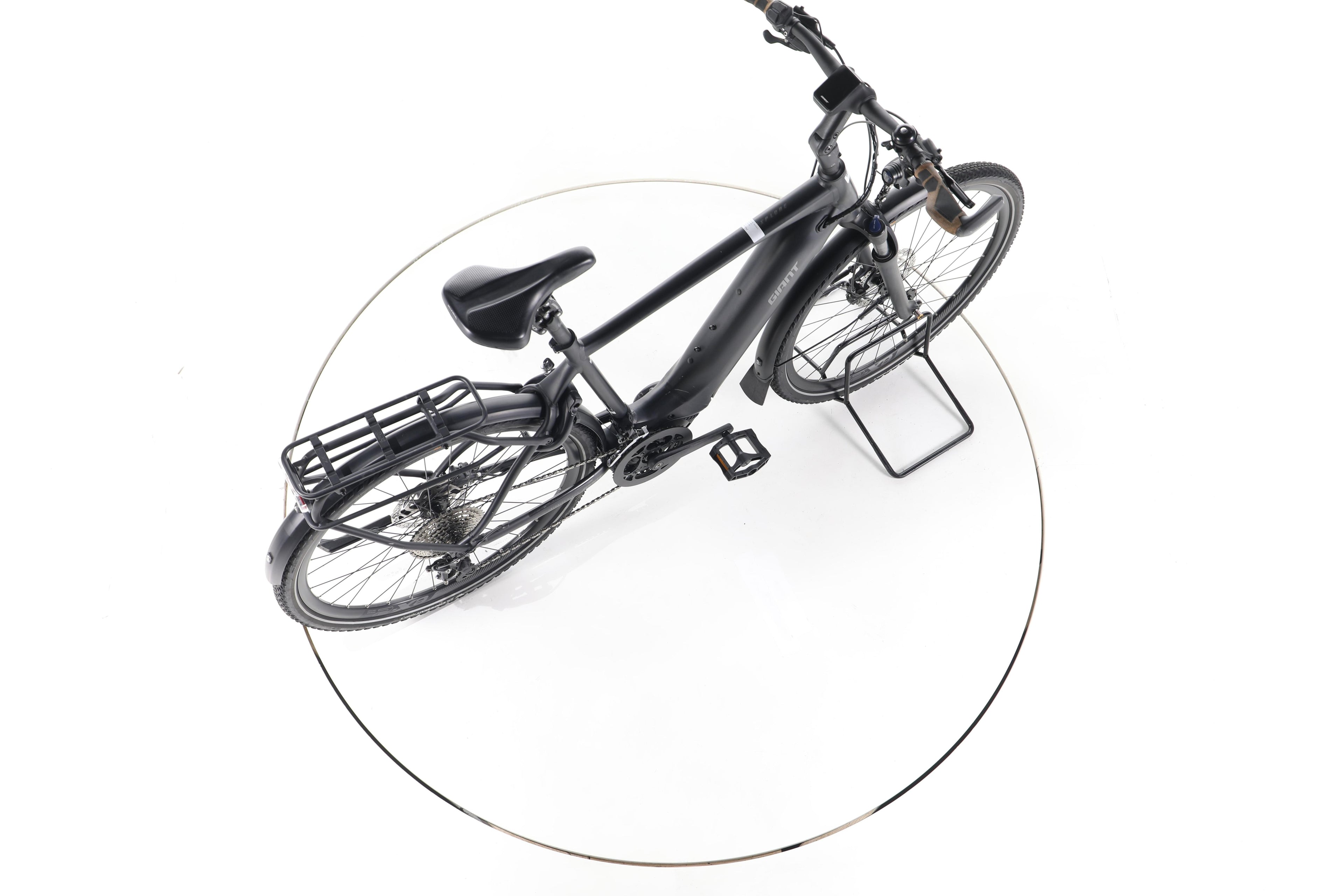 Giant Explore E+ 1S Trekking E-Bike - Image 24