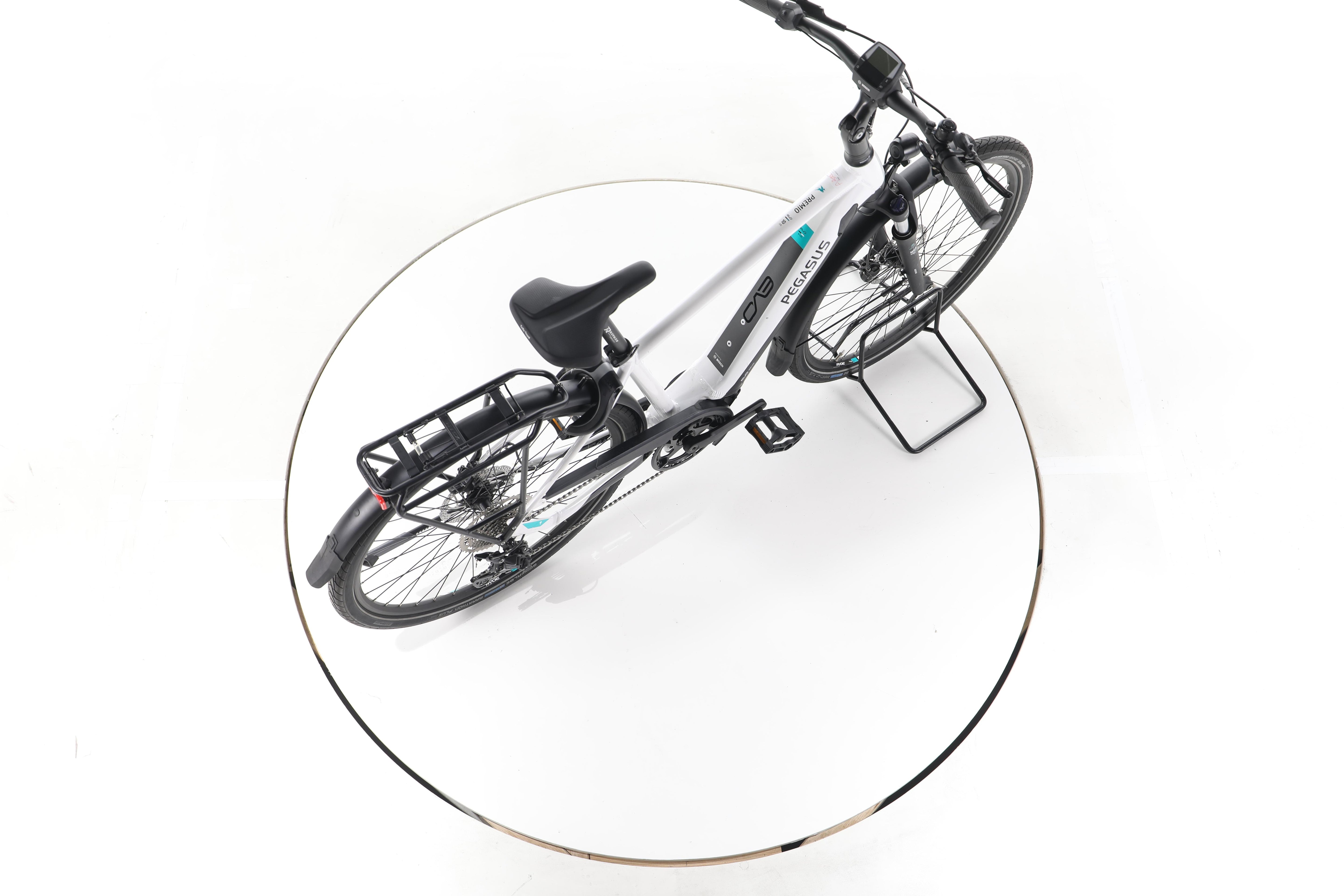 Pegasus Premio EVO 10 Lite Trekking E-Bike - Image 24