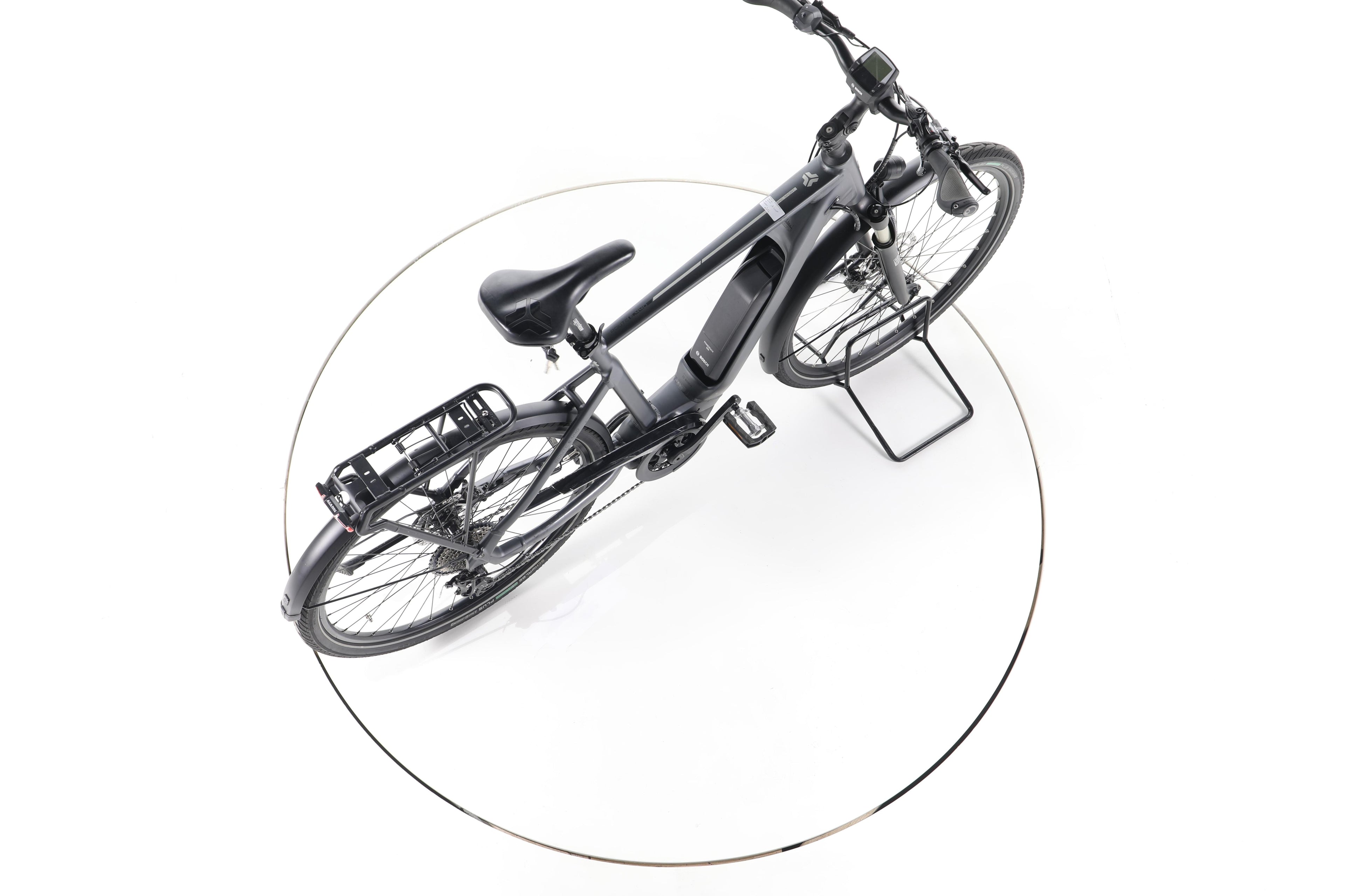 Carver Route E.440 Trekking E-Bike - Image 24