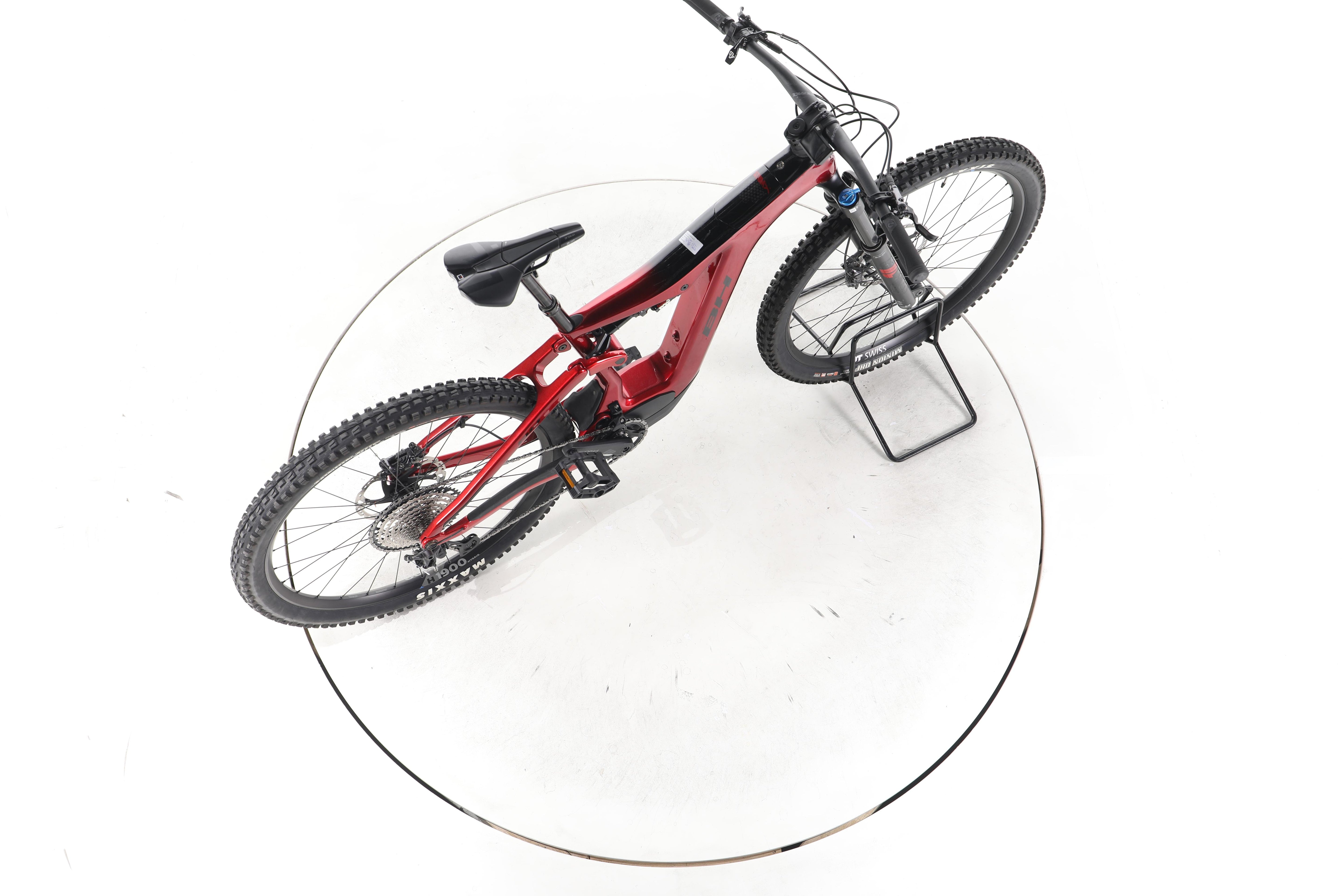 BH Bikes ATOMX LYNX CARBON PRO 8.8 E-Bike Fully - Image 24