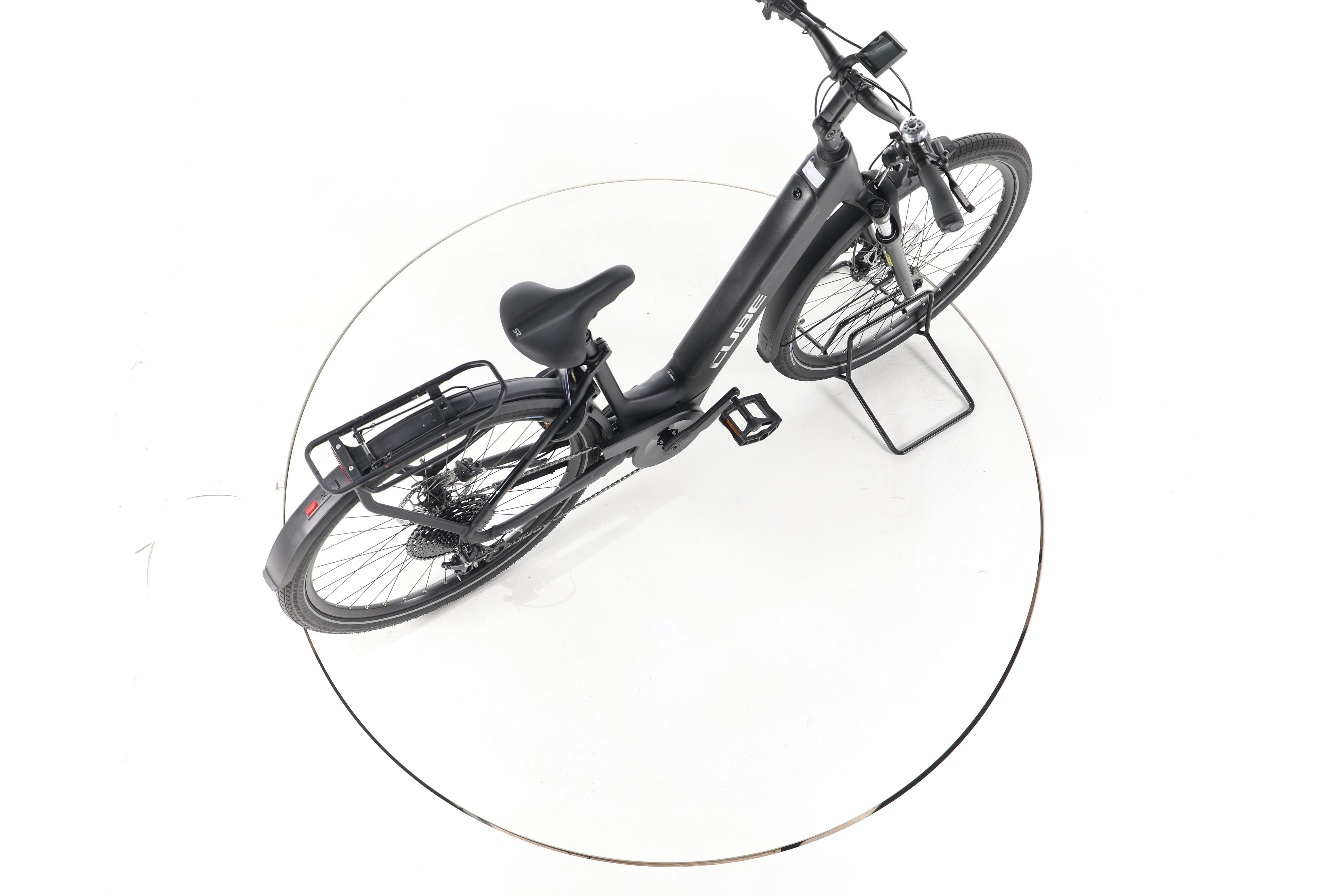 Cube Touring Hybrid Pro Trekking E-Bike Tiefeinsteiger - Image 24