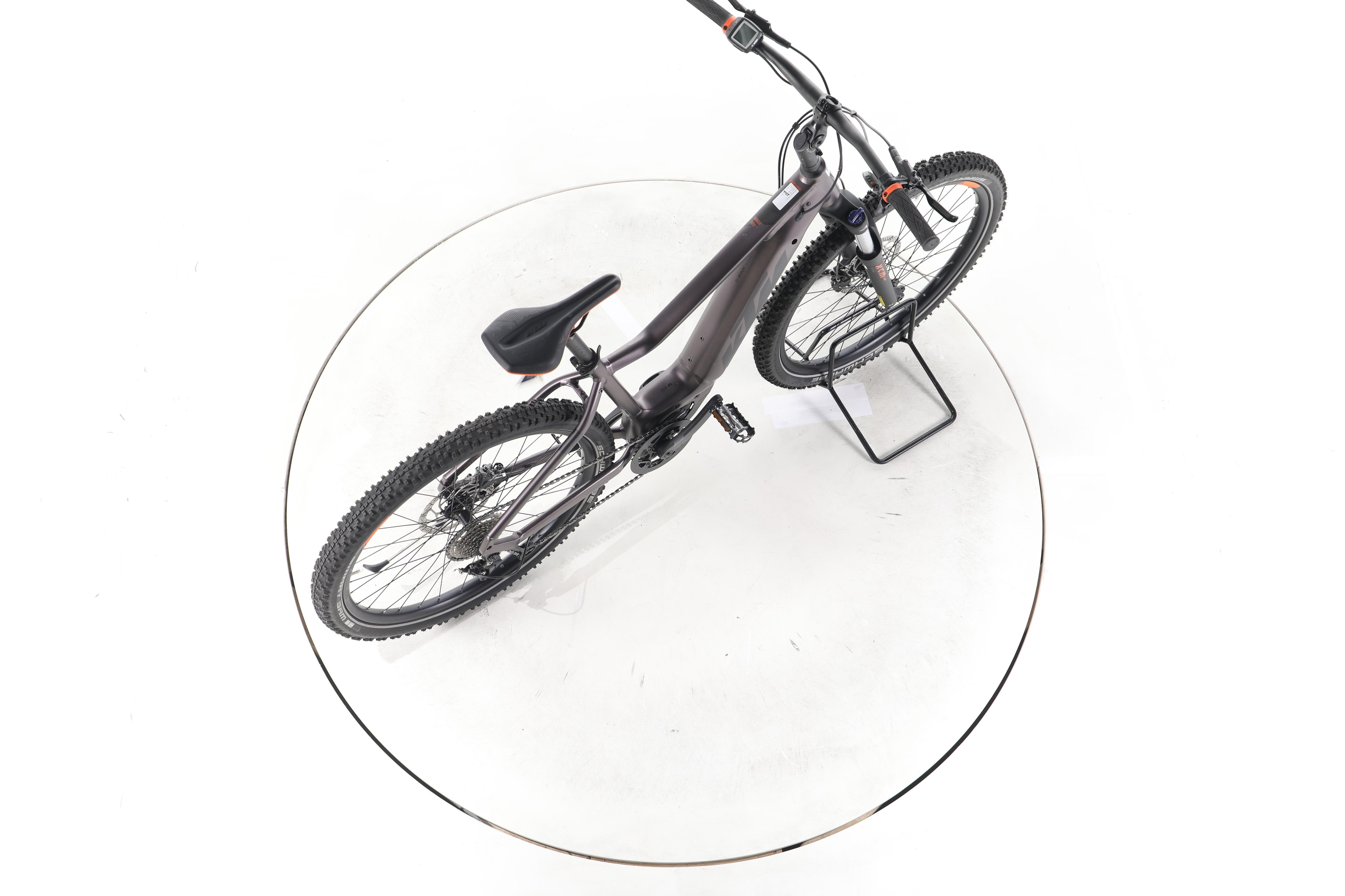KTM Macina Race 572 E-Bike - Image 24