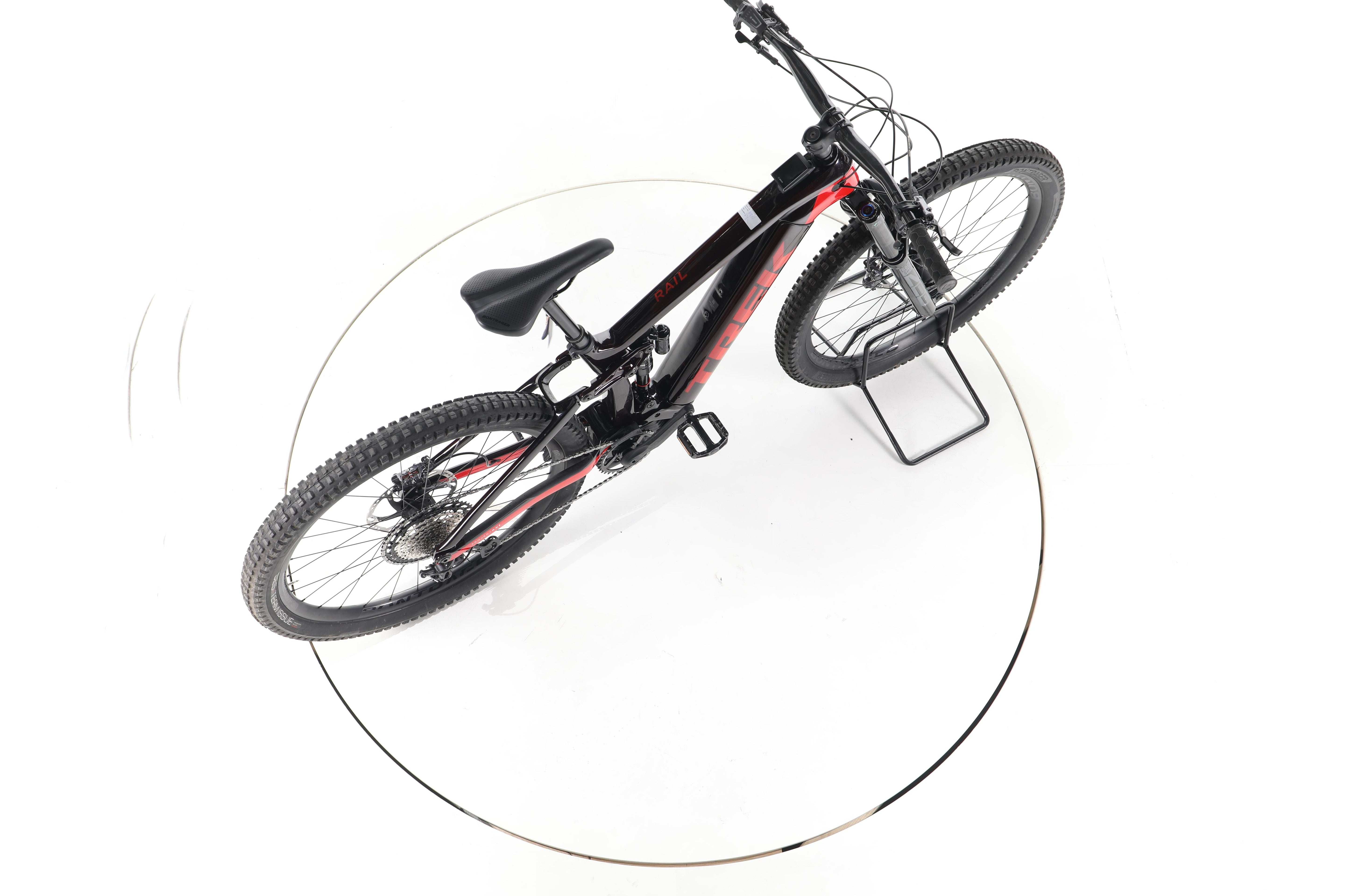 Trek Rail 9.8 XT Fully E-Bike Carbon - Image 24